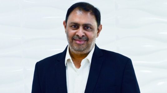 Dr. Hari Saravanabhavan: A Powerhouse of Performance driving the Future of AI, Analytics, Data, and Technology with Three Decades of Tech Proficiency